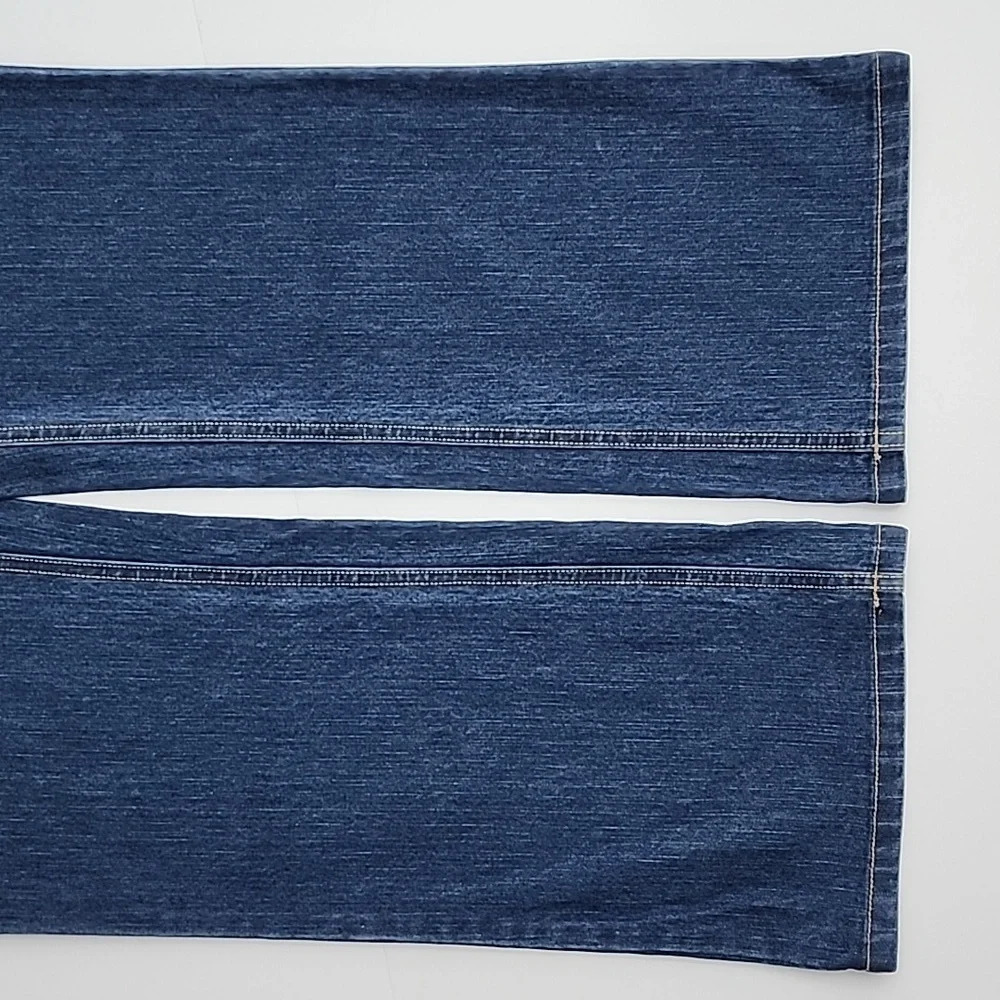 Christopher  & Banks Women's Modern Fit Boot Cut Blue Denim Jeans Size 8 - Picture 9 of 14